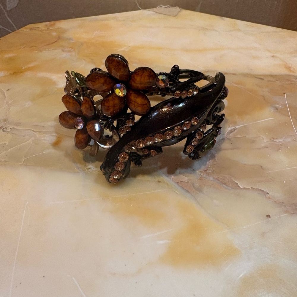 Coppertone Rhinestone Lizard Floral Bracelet